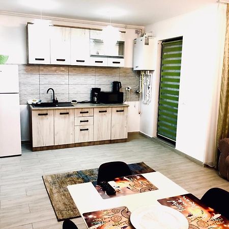 Apartament Kazeboo Mamaia Apartament Năvodari Zewnętrze zdjęcie